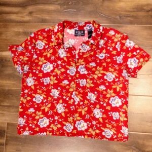 4/$25 Crazy Horse cropped short sleeve floral top